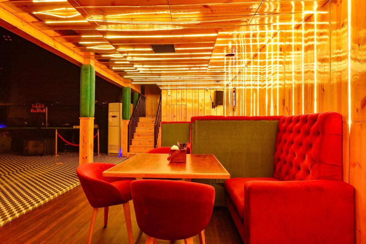 Fabhotel Queens Hub Jaipur Ngoại thất bức ảnh